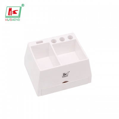 Suppler plastic pencil holder for desk